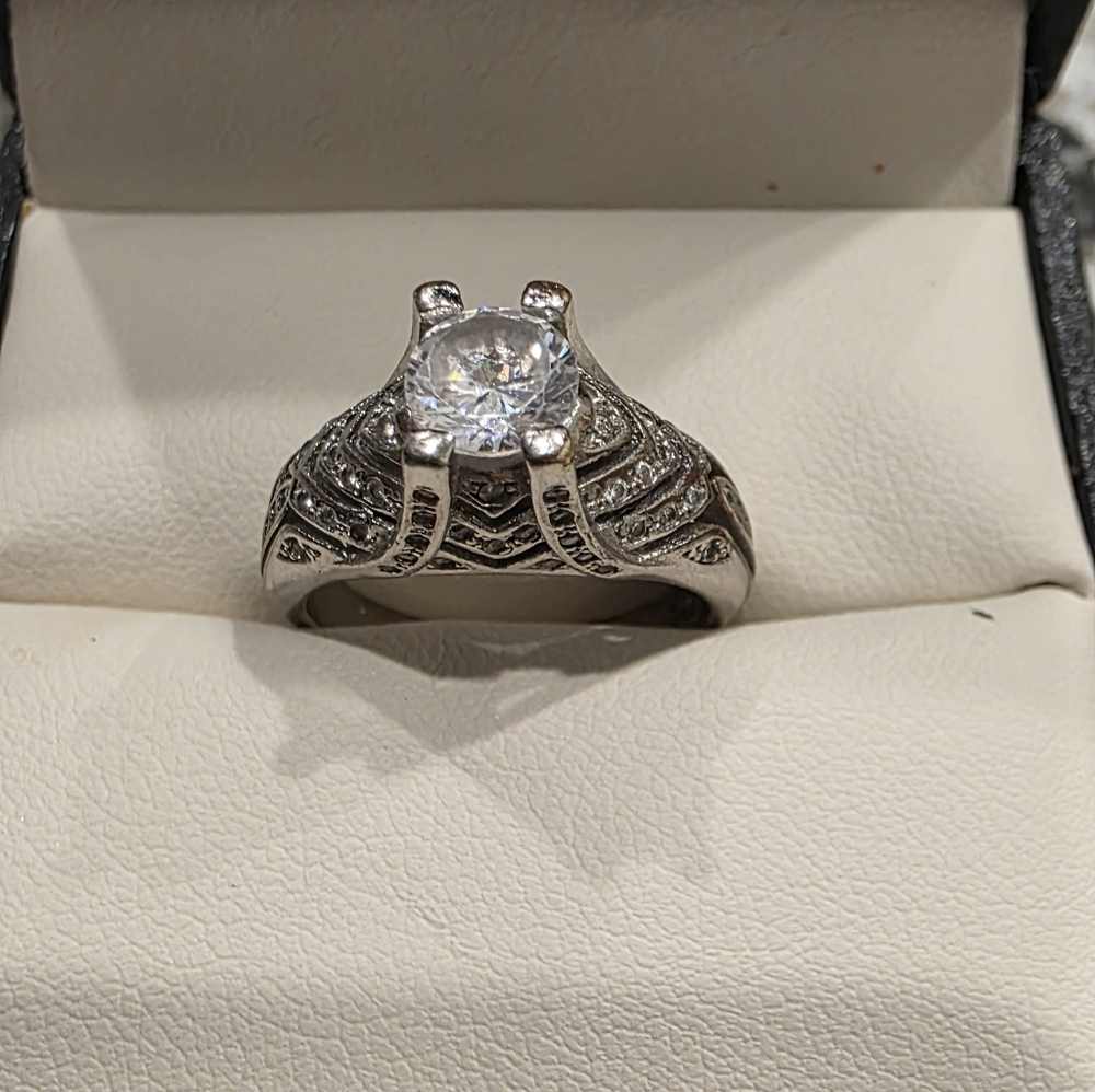Vintage Sterling Silver 925 Cubic Zirconia Ring